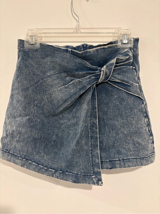 Flying Tomato Dresses & Skirts - Flying Tomato Denim Wrap Skort Acid Wash Bow Front Size Medium
